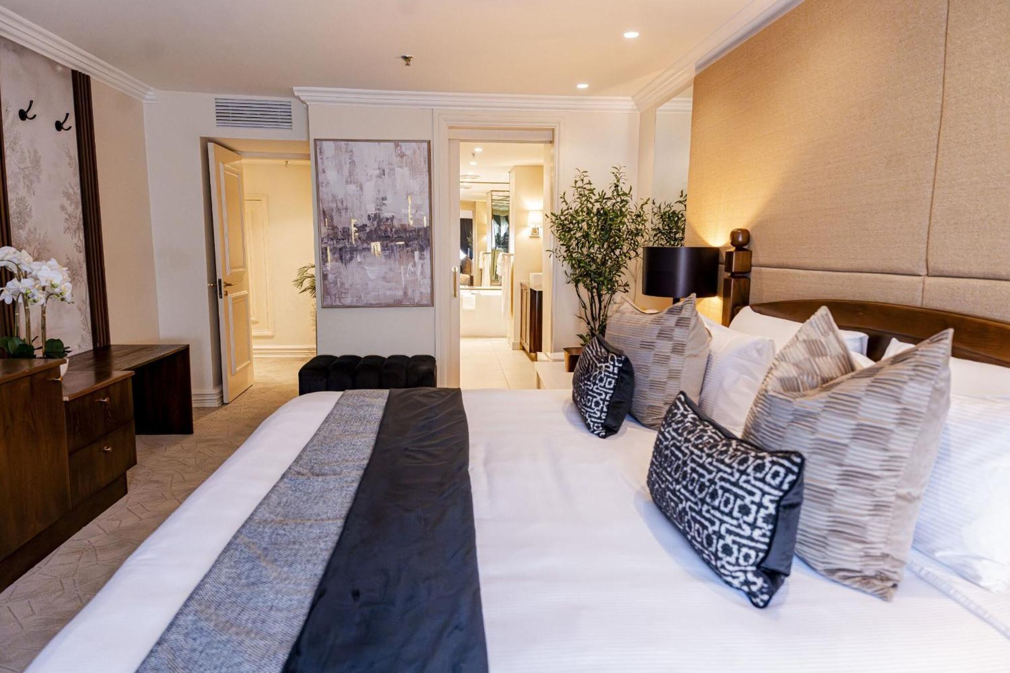 Peermont Walmont At The Grand Palm, Gaborone Hotel Exterior photo